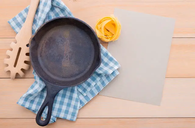 clean iron utensil